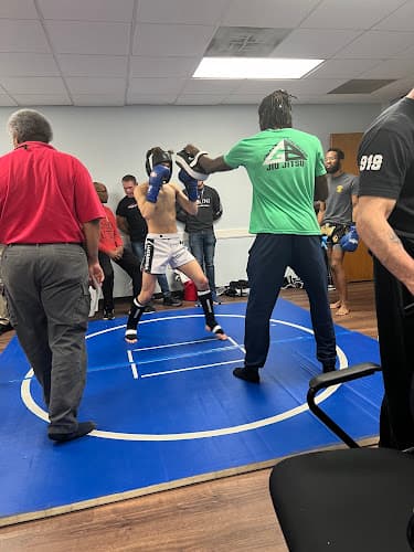 Gracie Burlington Jiu Jitsu - Muay Thai Gym
