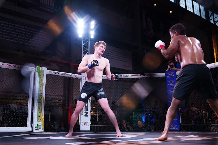 Powell MMA and Fitness (Jiu Jitsu, Kickboxing, Wrestling) - Muay Thai Gym