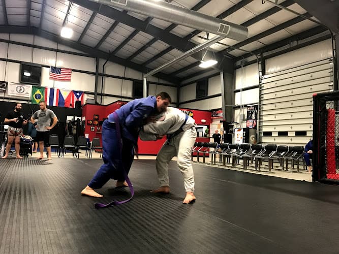 Tong Dragon Mixed Martial Arts - Muay Thai Gym