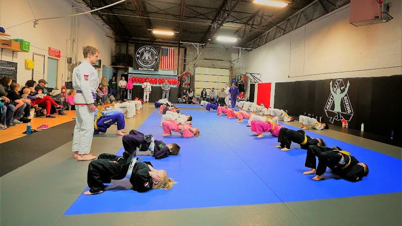 Hart Jiu Jitsu, Kickboxing and Mixed Martial Arts Academy - Muay Thai Gym