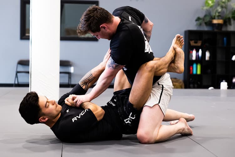 Crown BJJ - Muay Thai Gym